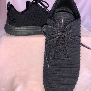 Skechers sneakers
